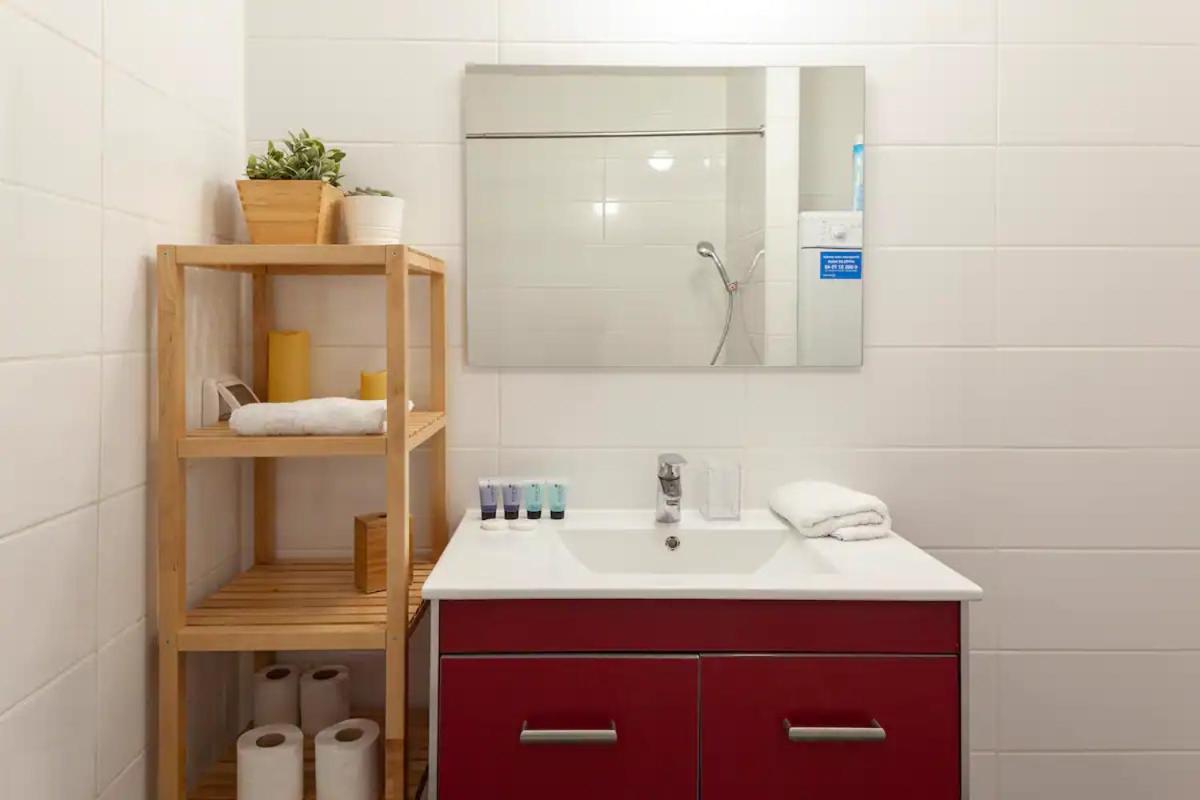 Oַ&O Group- Luxury Apt Tower Best Sea View Bat Yam Exterior foto